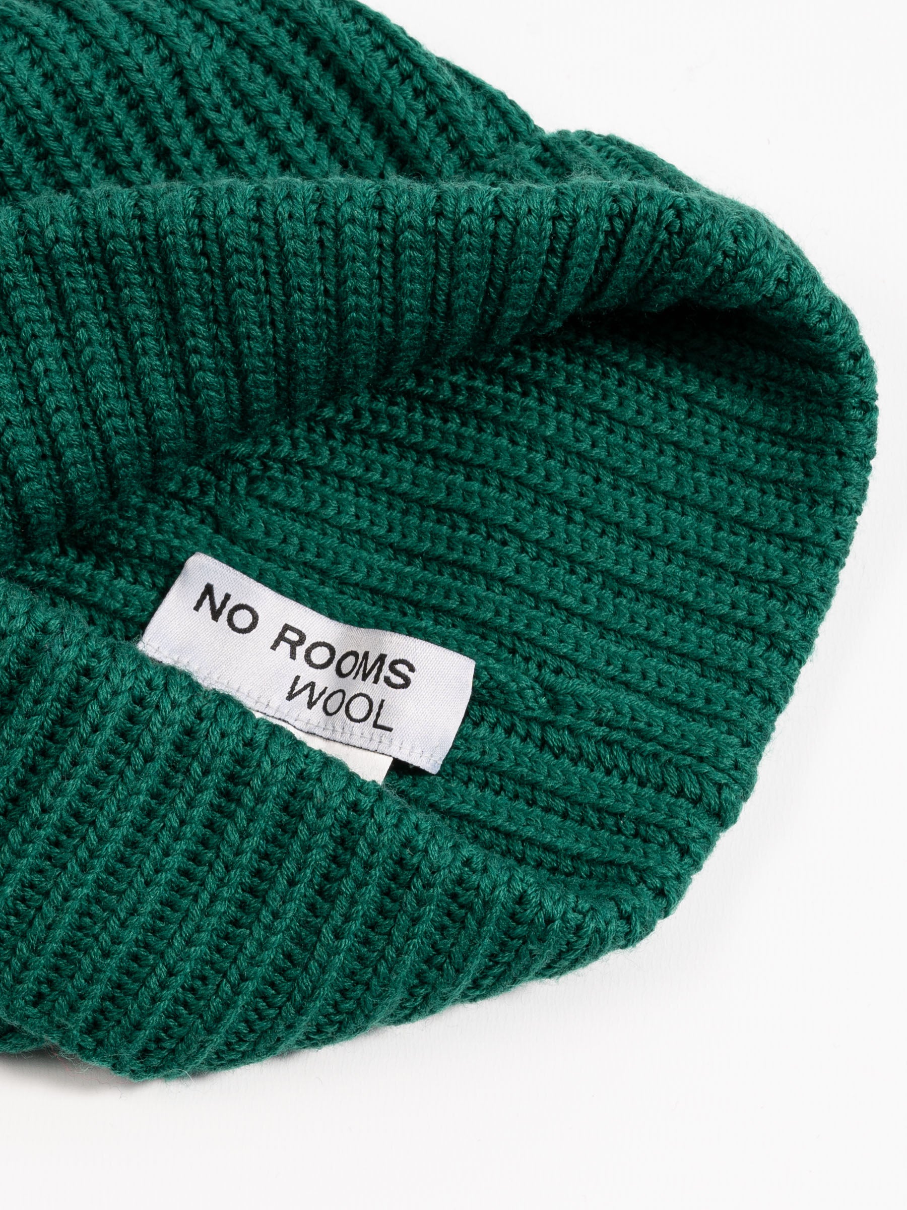 No Rooms Wool Beanie Long Green
