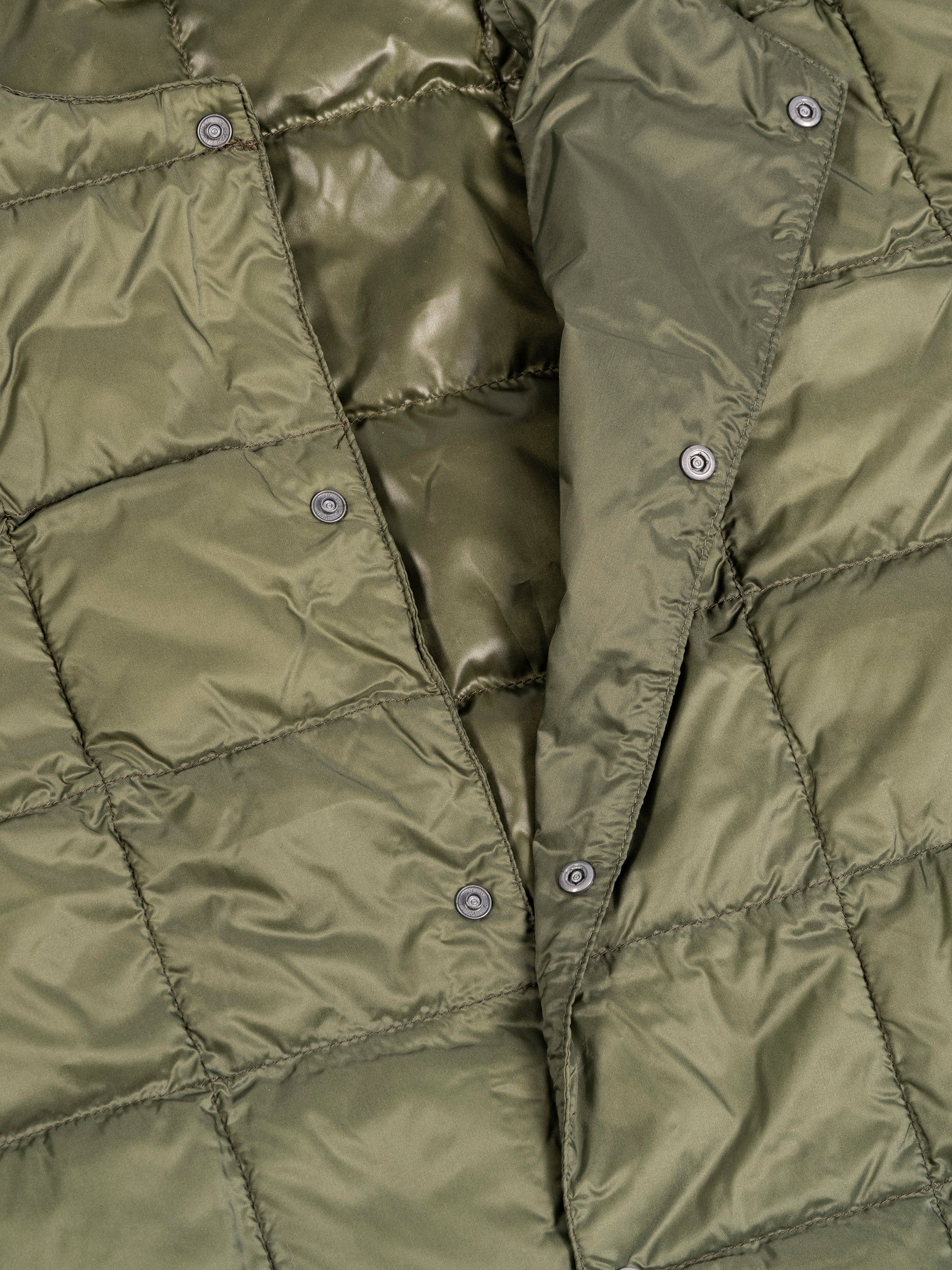 Crew Neck Button Down Jacket Olive