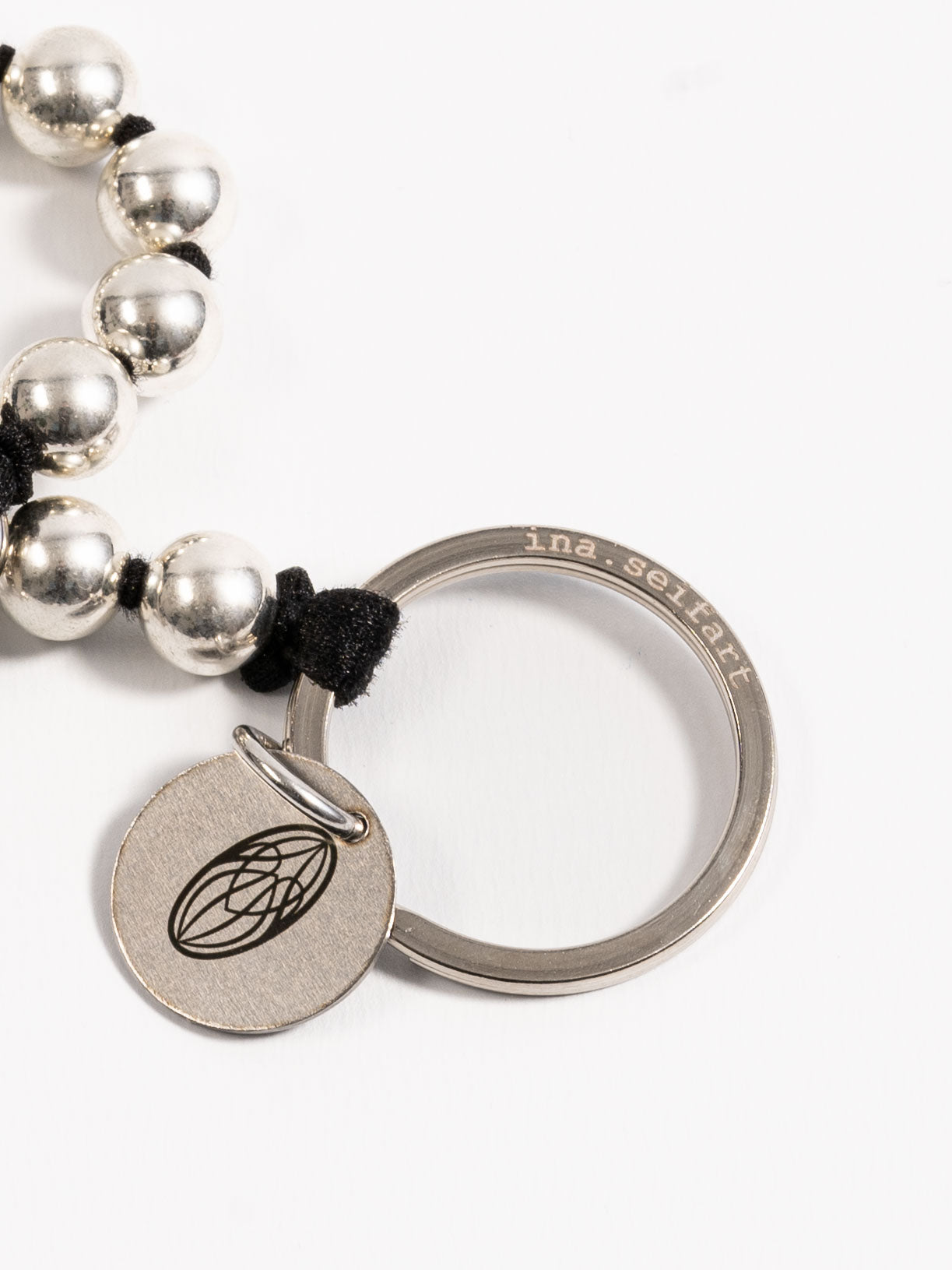 x Ina Seifart Pearls Short Keychain Silver/Black